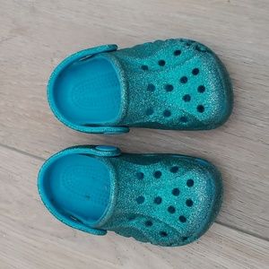 Toddler green glitter crocs